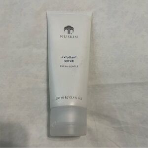 Nu Skin Gentle Exfoliant Scrub